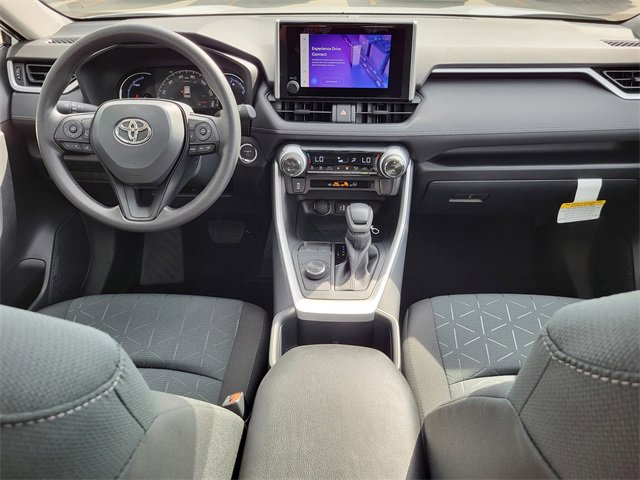 Used 2025 Toyota RAV4 XLE image 2