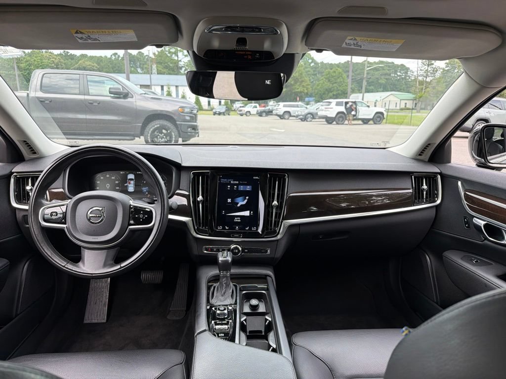Used 2018 Volvo S90 T5 Momentum w/ Convenience Package AWD/4WD image 8