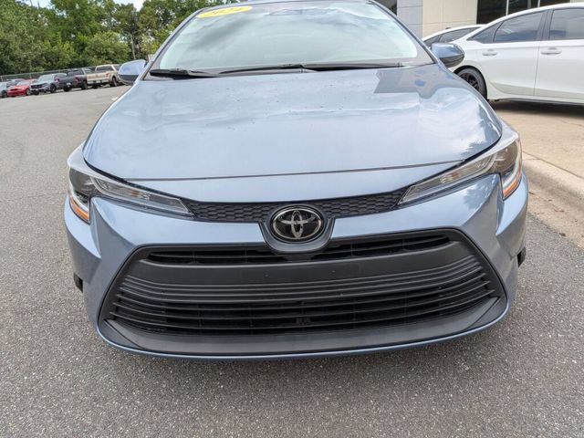 Used 2024 Toyota Corolla LE FWD image 3