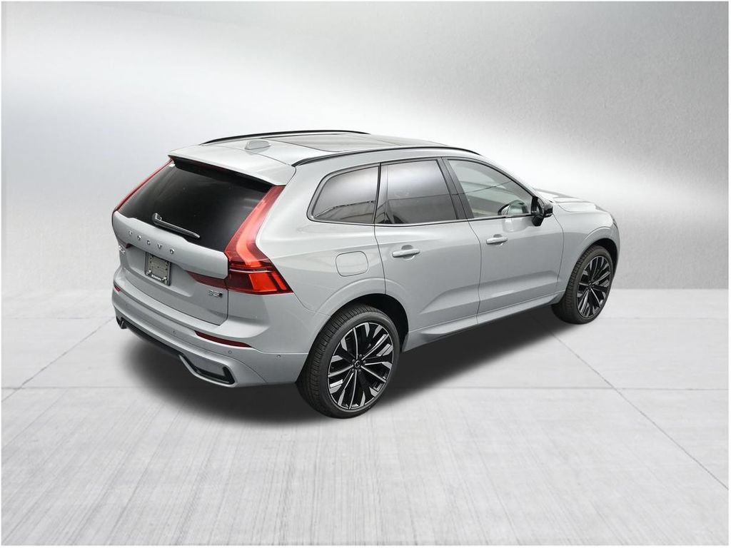 New 2026 Volvo XC60 B5 Ultra AWD/4WD image 17