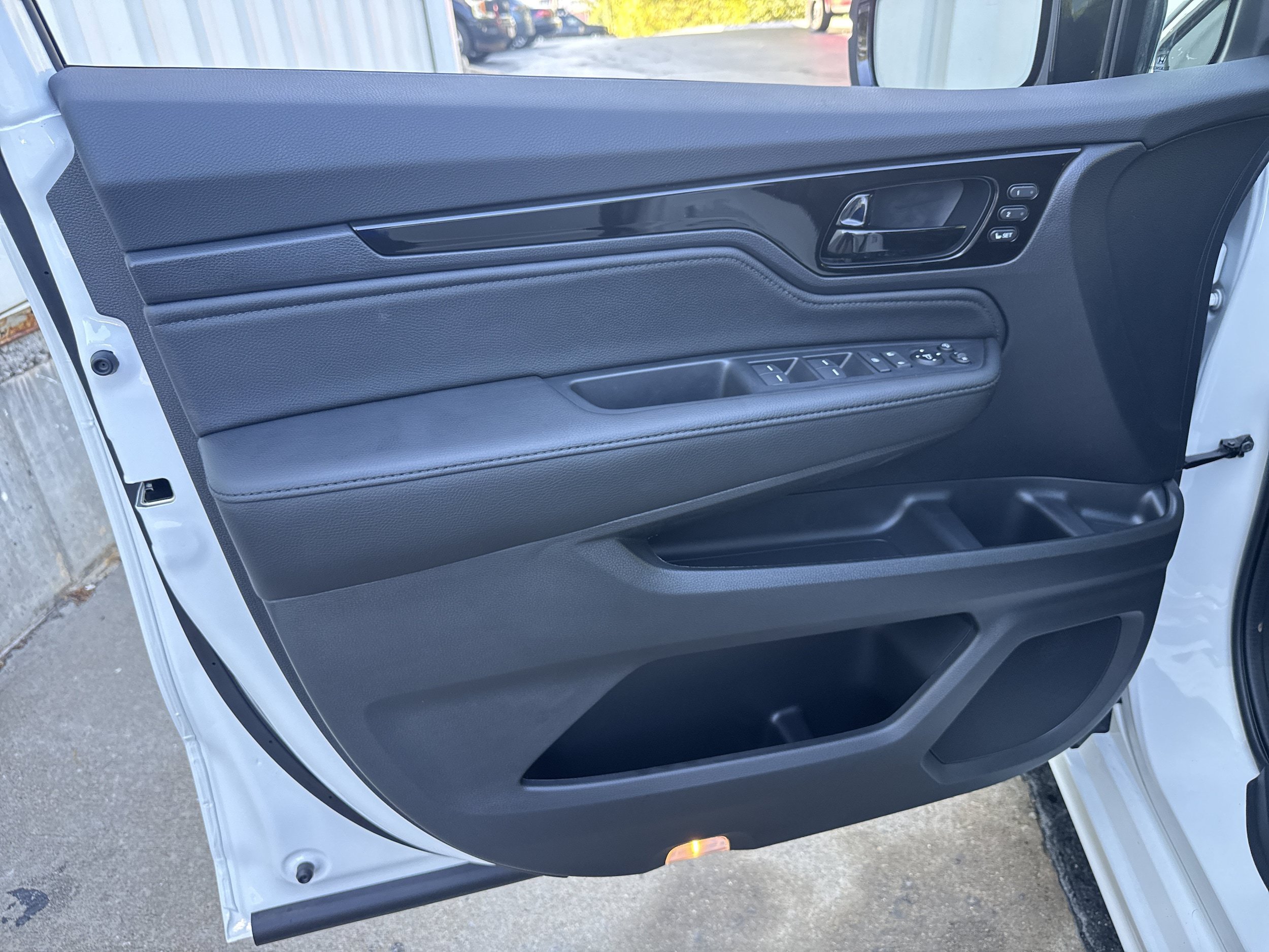 New 2027 Honda Odyssey Elite image 8
