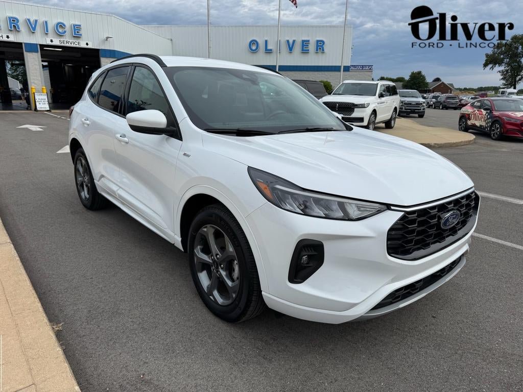 Used 2023 Ford Escape ST-Line Select w/ Class II Trailer Tow Package AWD/4WD image 1