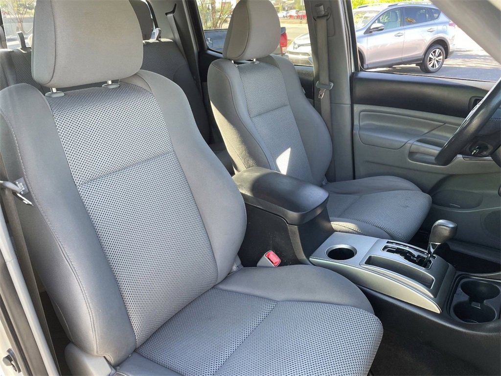 Used 2014 Toyota Tacoma PreRunner image 11