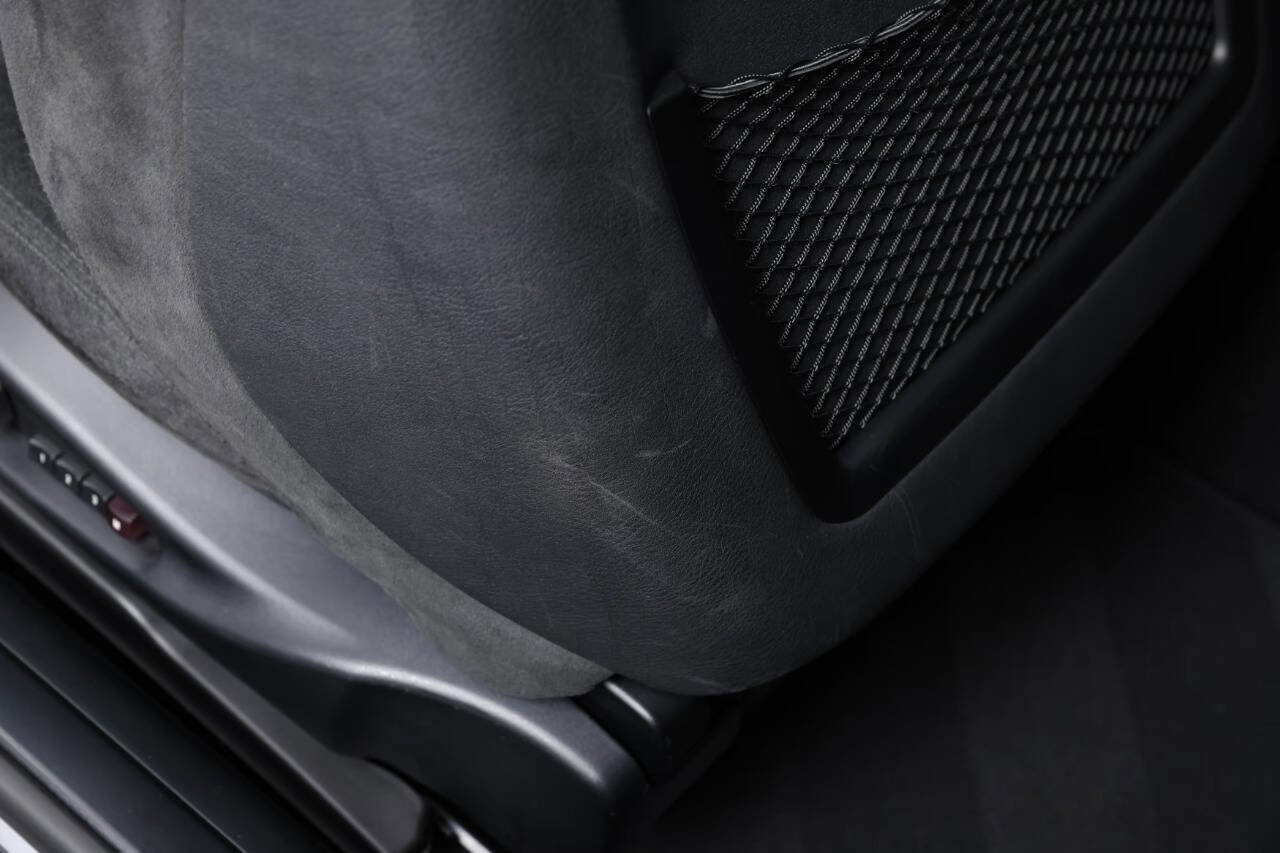 Used 2004 BMW 330Ci 330Ci 2dr Coupe image 88