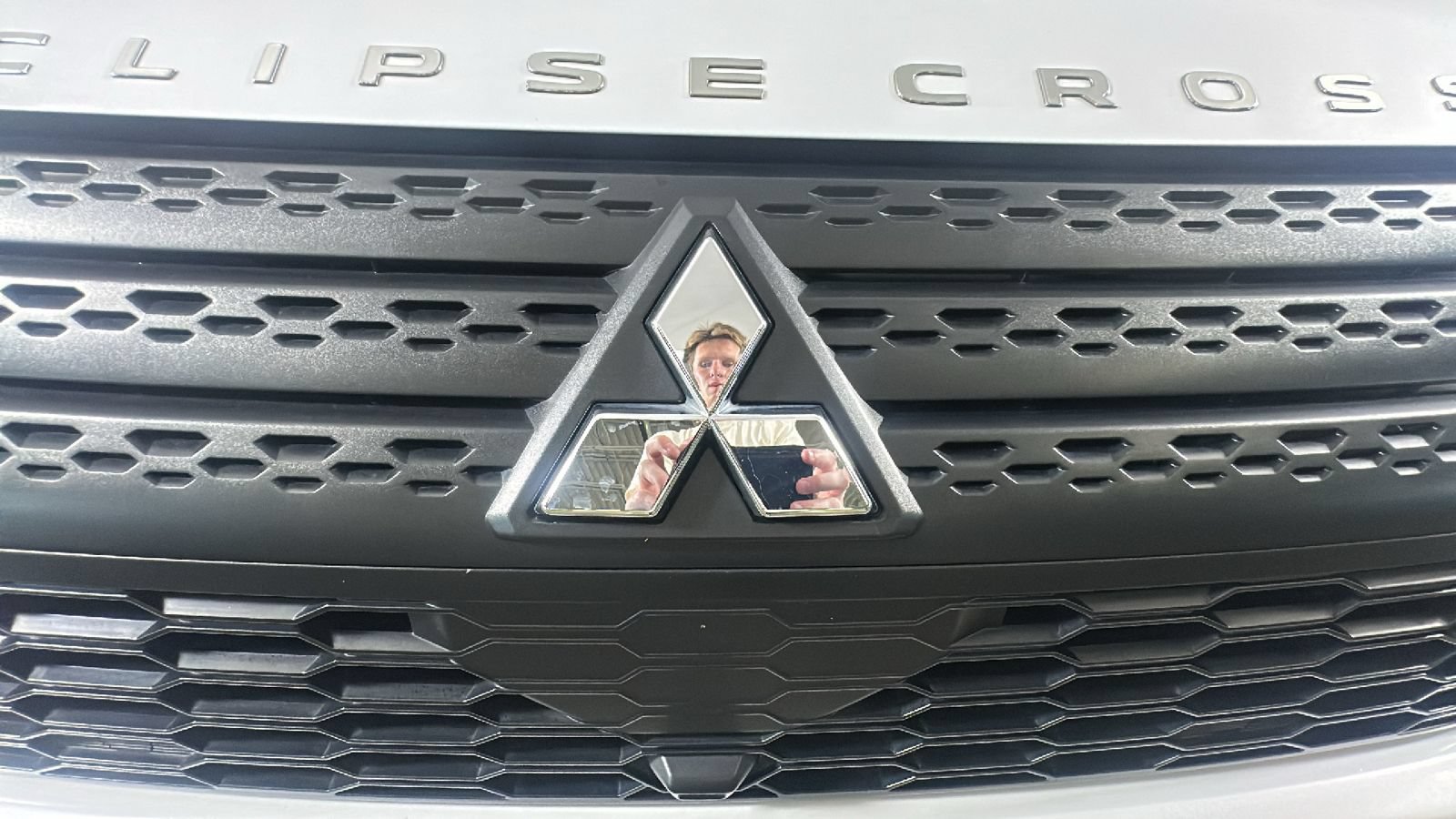 Used 2025 Mitsubishi Eclipse Cross ES AWD/4WD image 8