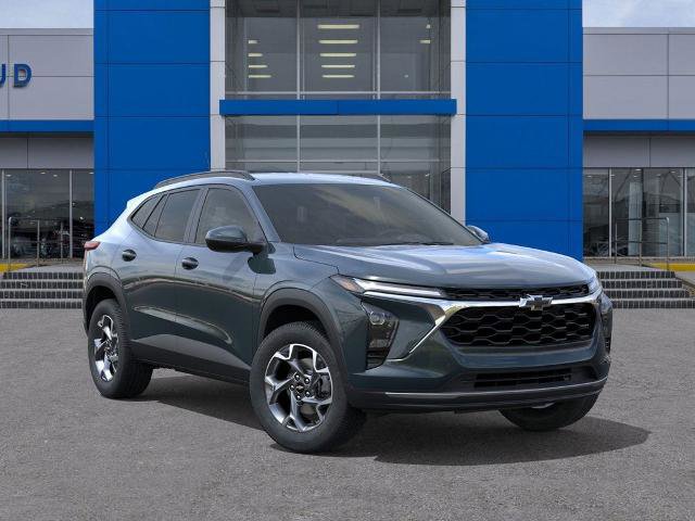 New 2026 Chevrolet Trax LT w/ Driver Confidence Package FWD image 7