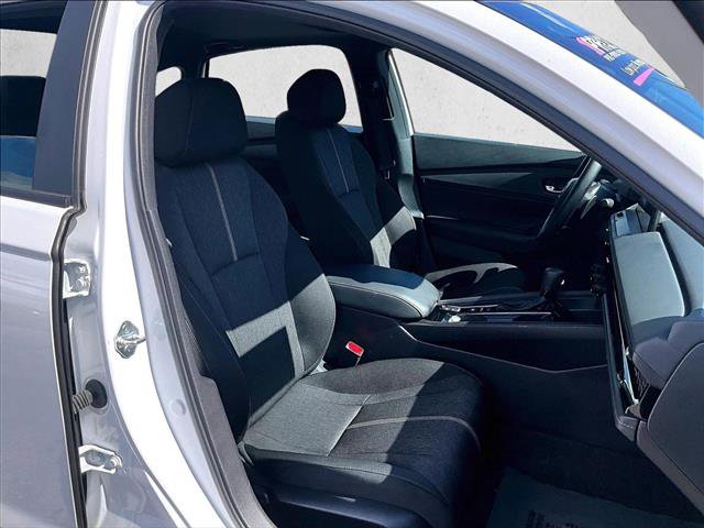 Used 2025 Honda Accord Sport image 7