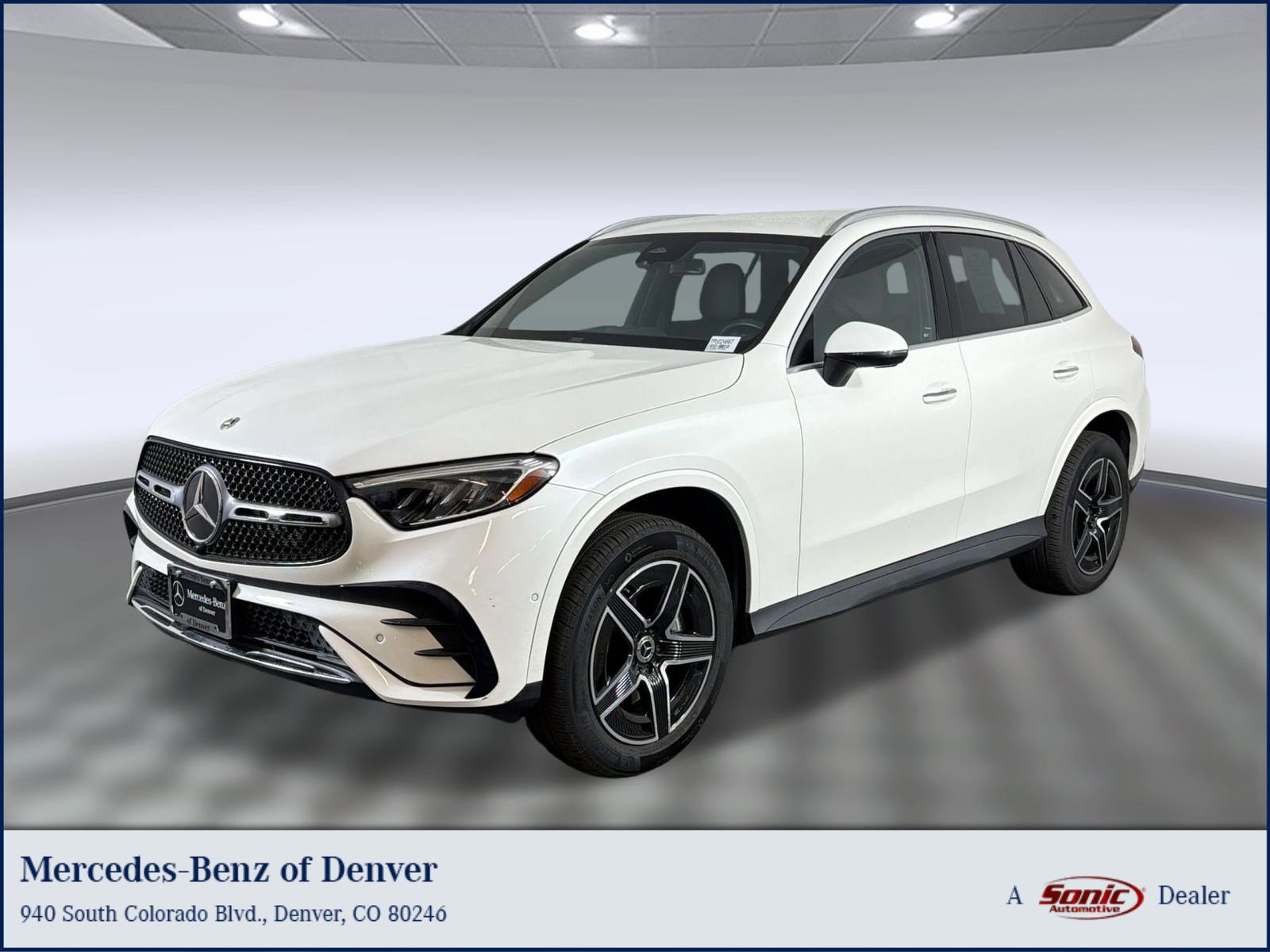 Used 2023 Mercedes-Benz GLC 300 4MATIC image 1