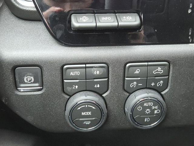 New 2026 Chevrolet Silverado 3500 LTZ w/ LTZ Premium Package image 13