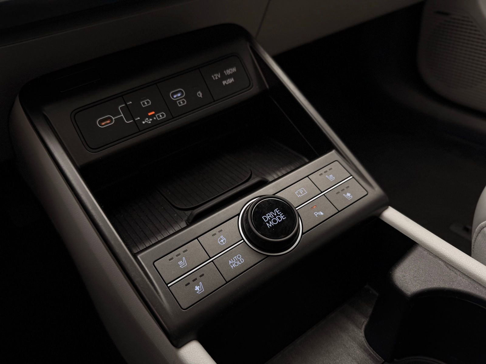 Used 2024 Hyundai Kona Limited image 33