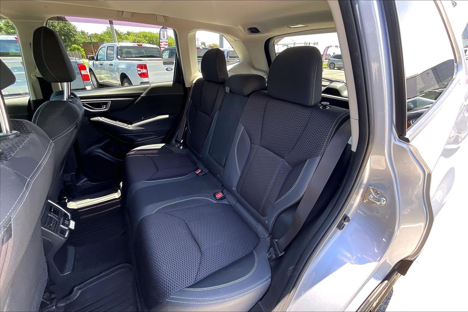 Used 2019 Subaru Forester Premium w/ All-Weather Package AWD/4WD image 25
