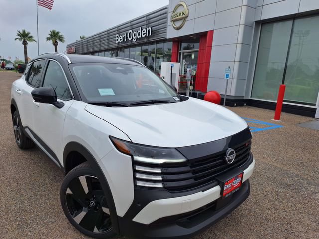 New 2026 Nissan Kicks SR FWD image 1