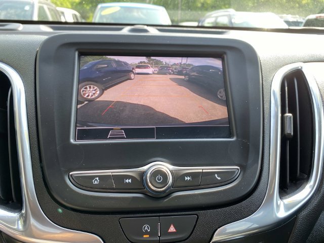 Used 2024 Chevrolet Equinox LT FWD image 9