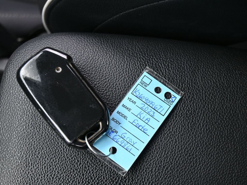 Used 2023 Kia Forte GT-Line w/ GT-Line Premium Package image 23