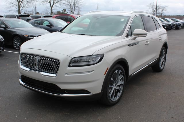 Certified 2023 Lincoln Nautilus Reserve AWD/4WD image 9