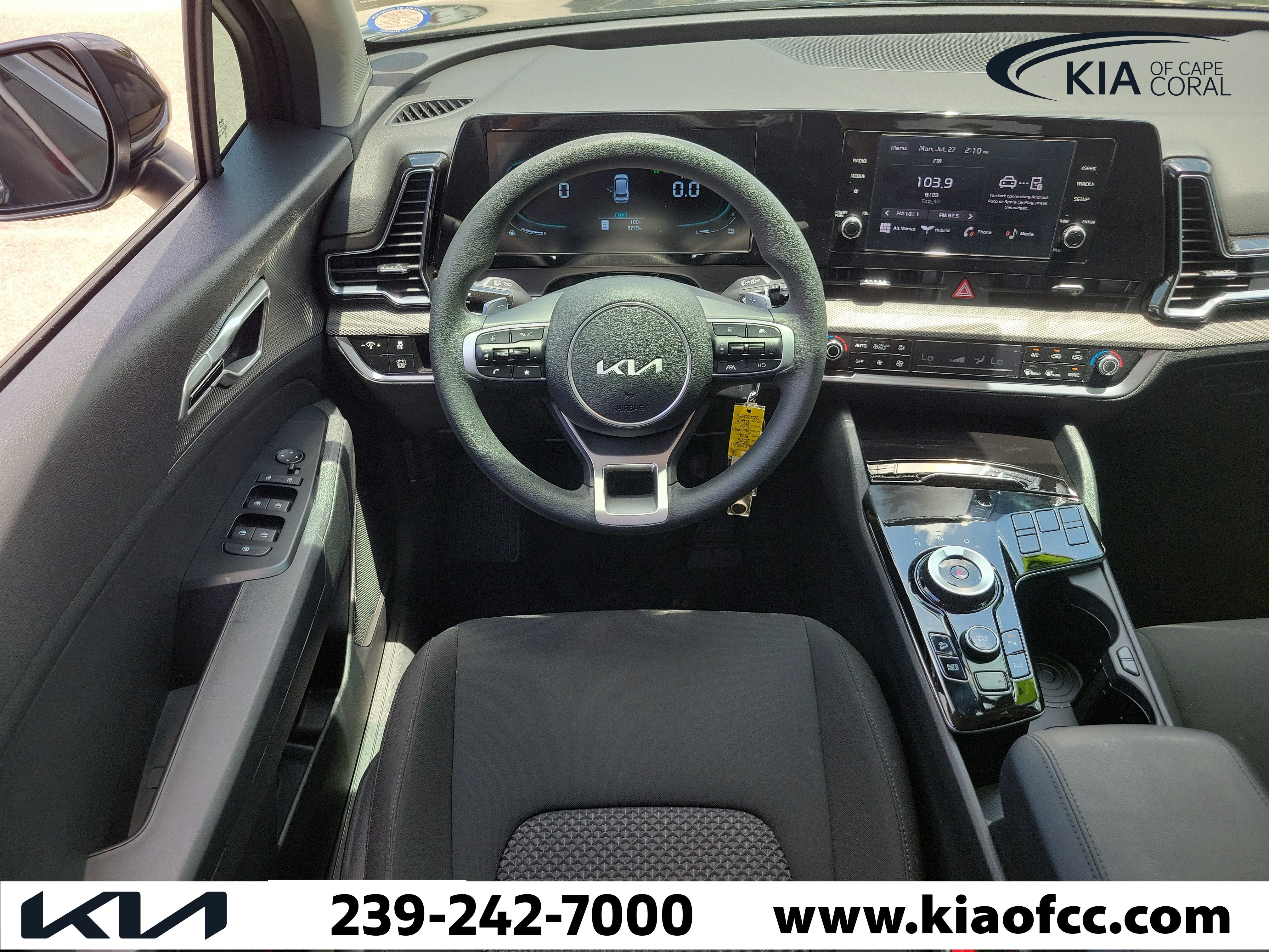 Certified 2025 Kia Sportage LX FWD image 16