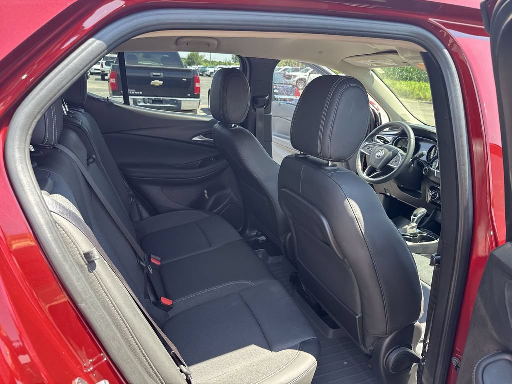 Certified 2022 Buick Encore GX Select w/ Sport Touring Package FWD image 34