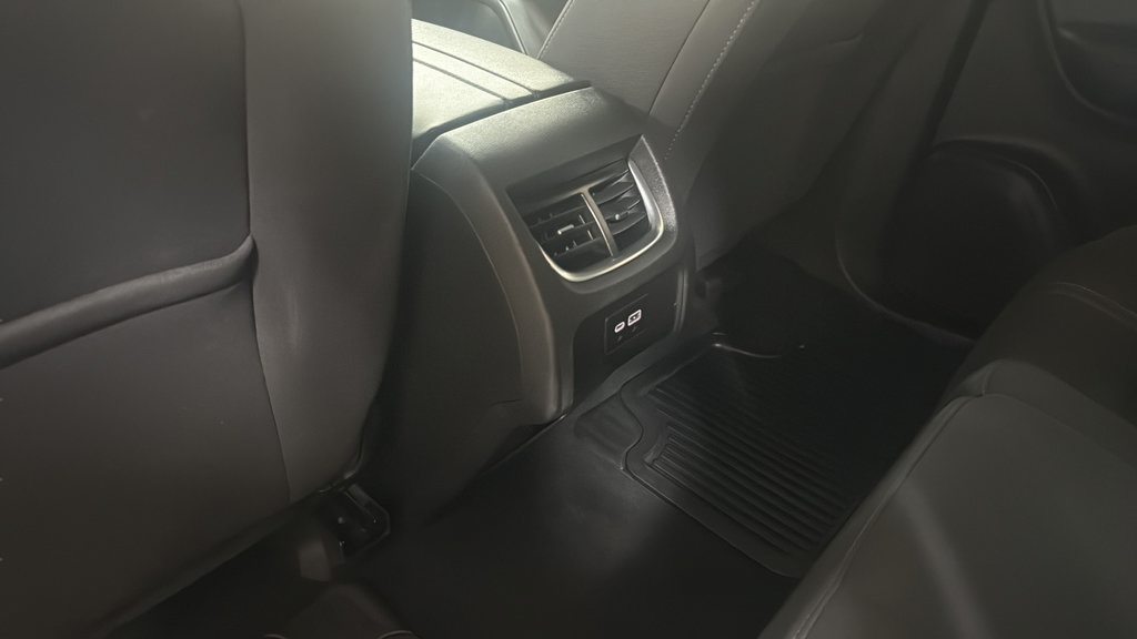 Used 2021 Chevrolet Blazer LT FWD image 22