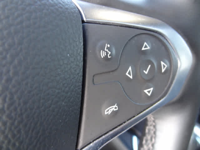 Used 2023 Chevrolet Traverse LT w/ LT Premium Package AWD/4WD image 24