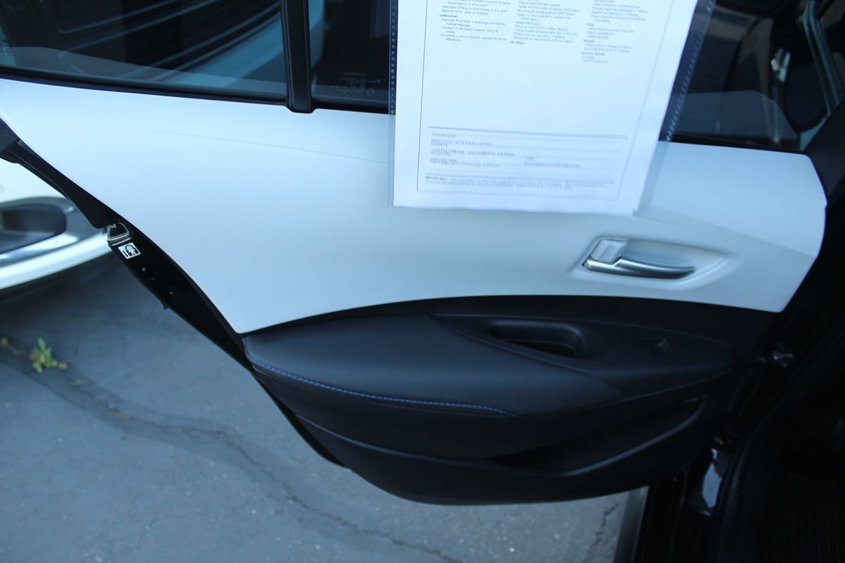 Used 2020 Toyota Corolla SE FWD image 23