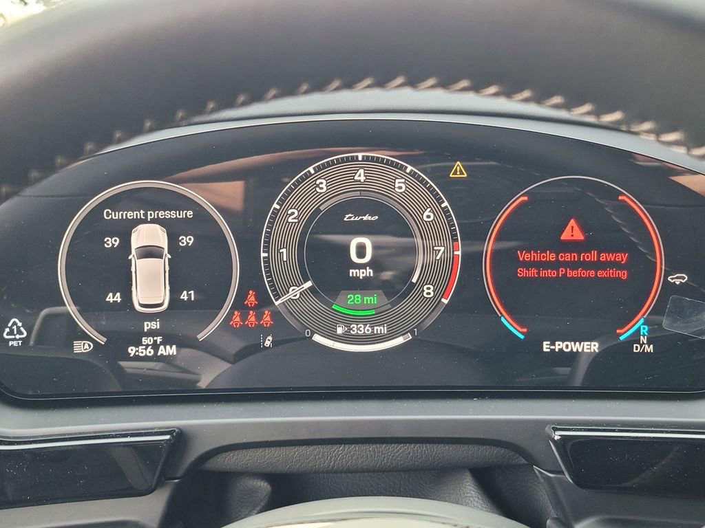 New 2025 Porsche Cayenne Turbo image 25