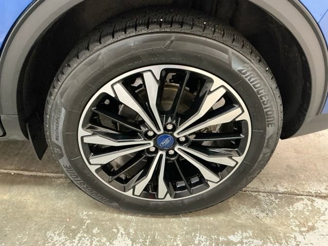 Used 2022 Ford Escape SEL w/ SEL Stealth AWD Package image 10