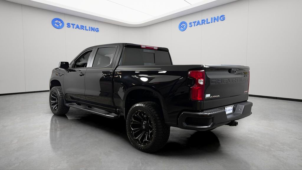 Used 2025 Chevrolet Silverado 1500 RST w/ Convenience Package II AWD/4WD image 5