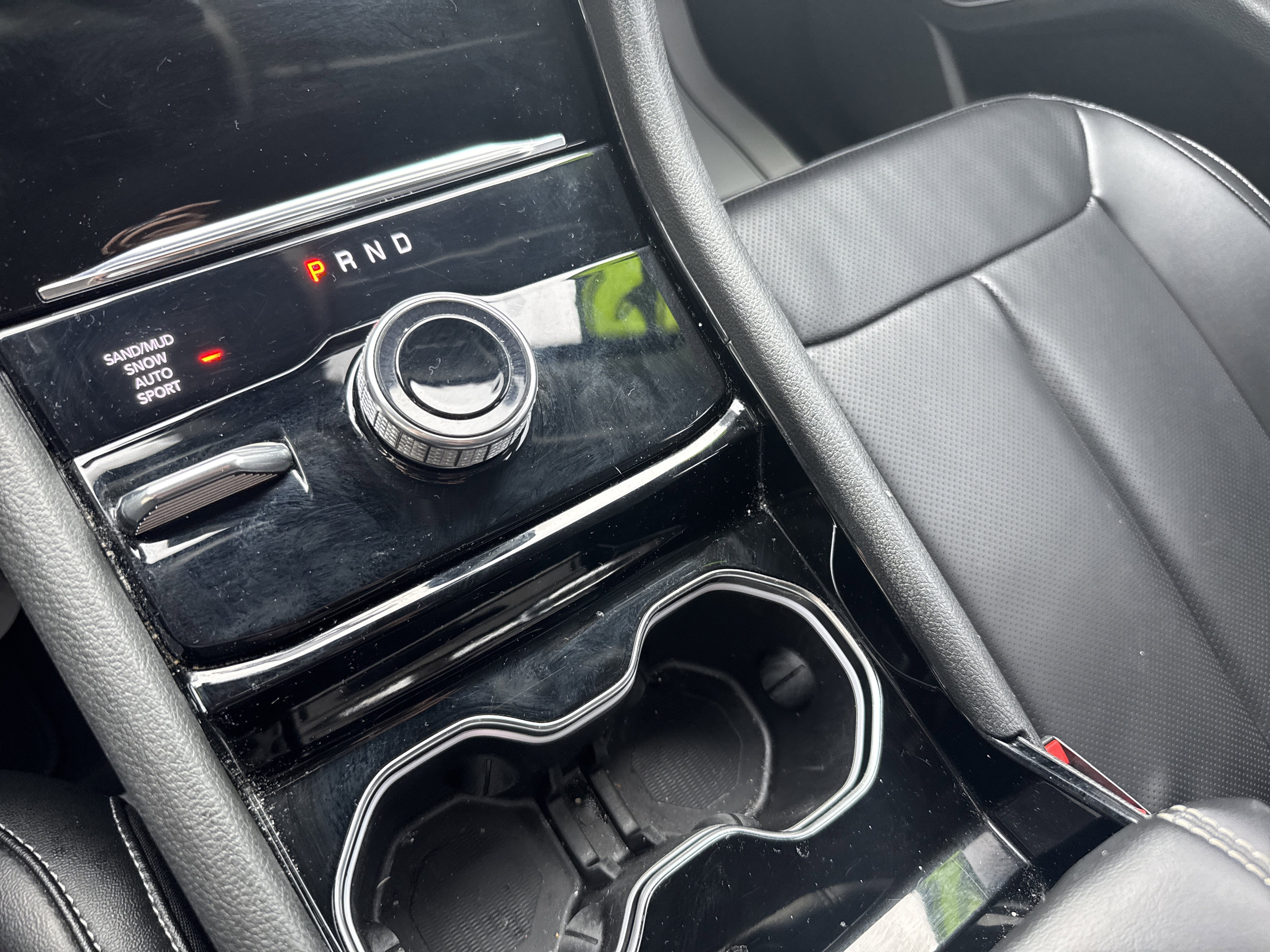 Used 2023 Jeep Grand Cherokee L Limited w/ Luxury Tech Group II image 24