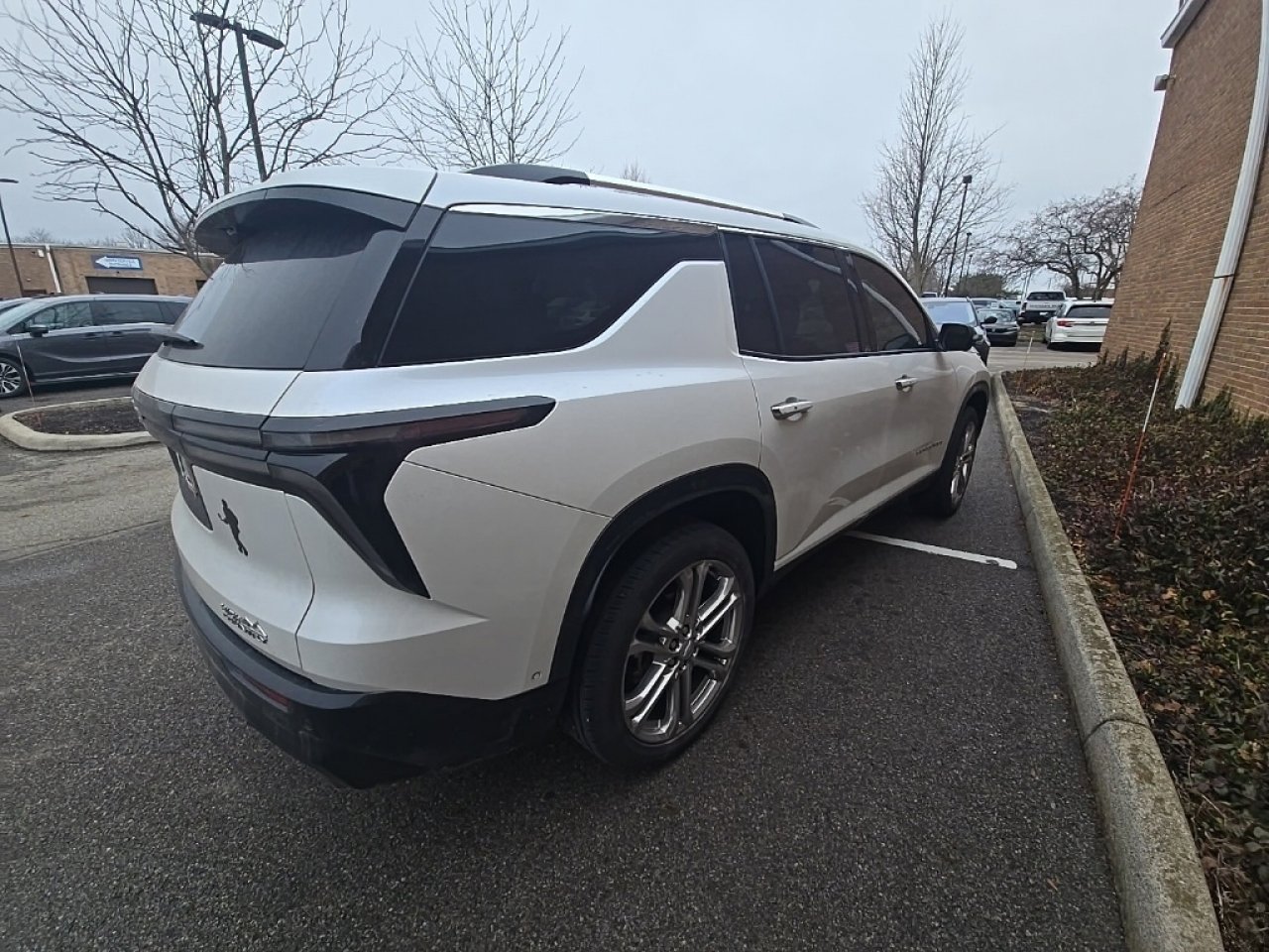 Used 2025 Chevrolet Traverse High Country w/ LPO, Floor Liner Package image 12