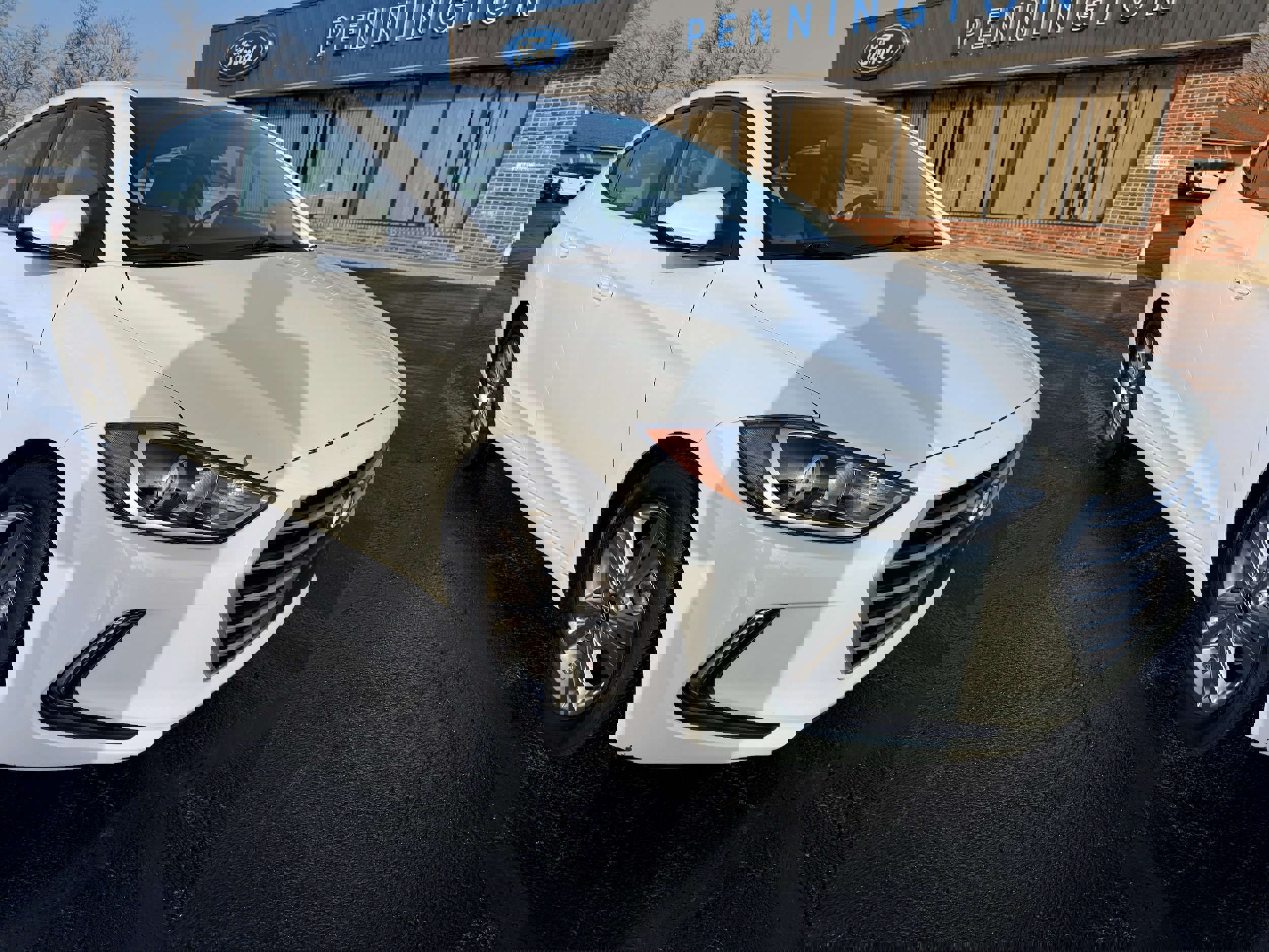 Used 2017 Hyundai Elantra SE w/ SE A/T Tech Package 03 image 9