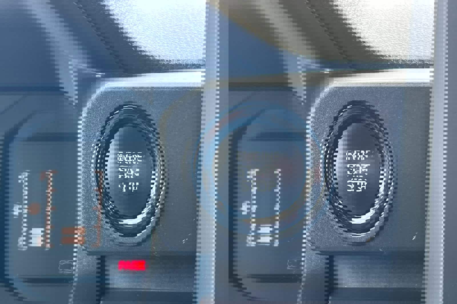 Certified 2025 Toyota Tacoma SR5 image 22