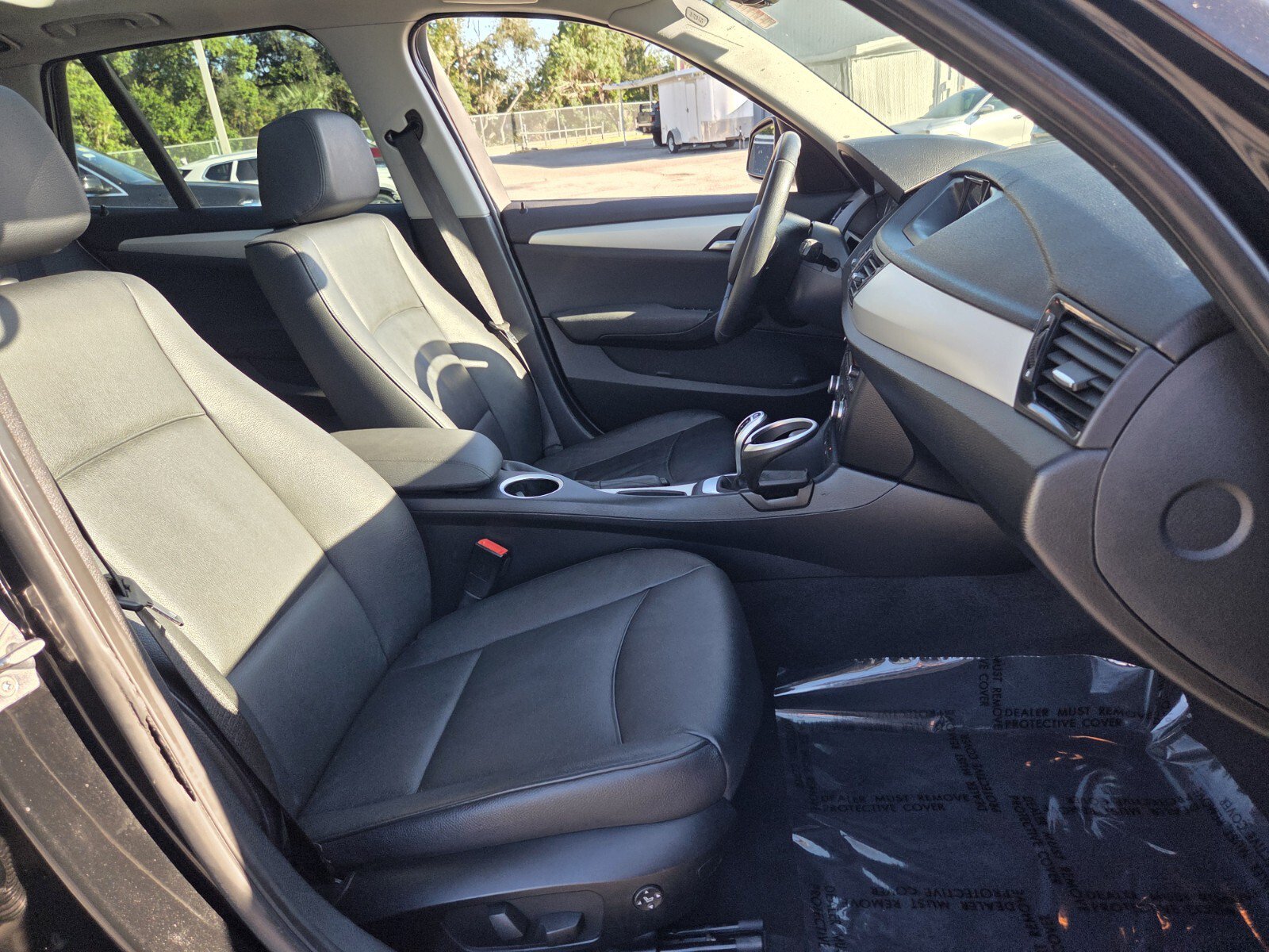 Used 2015 BMW X1 sDrive28i RWD image 17