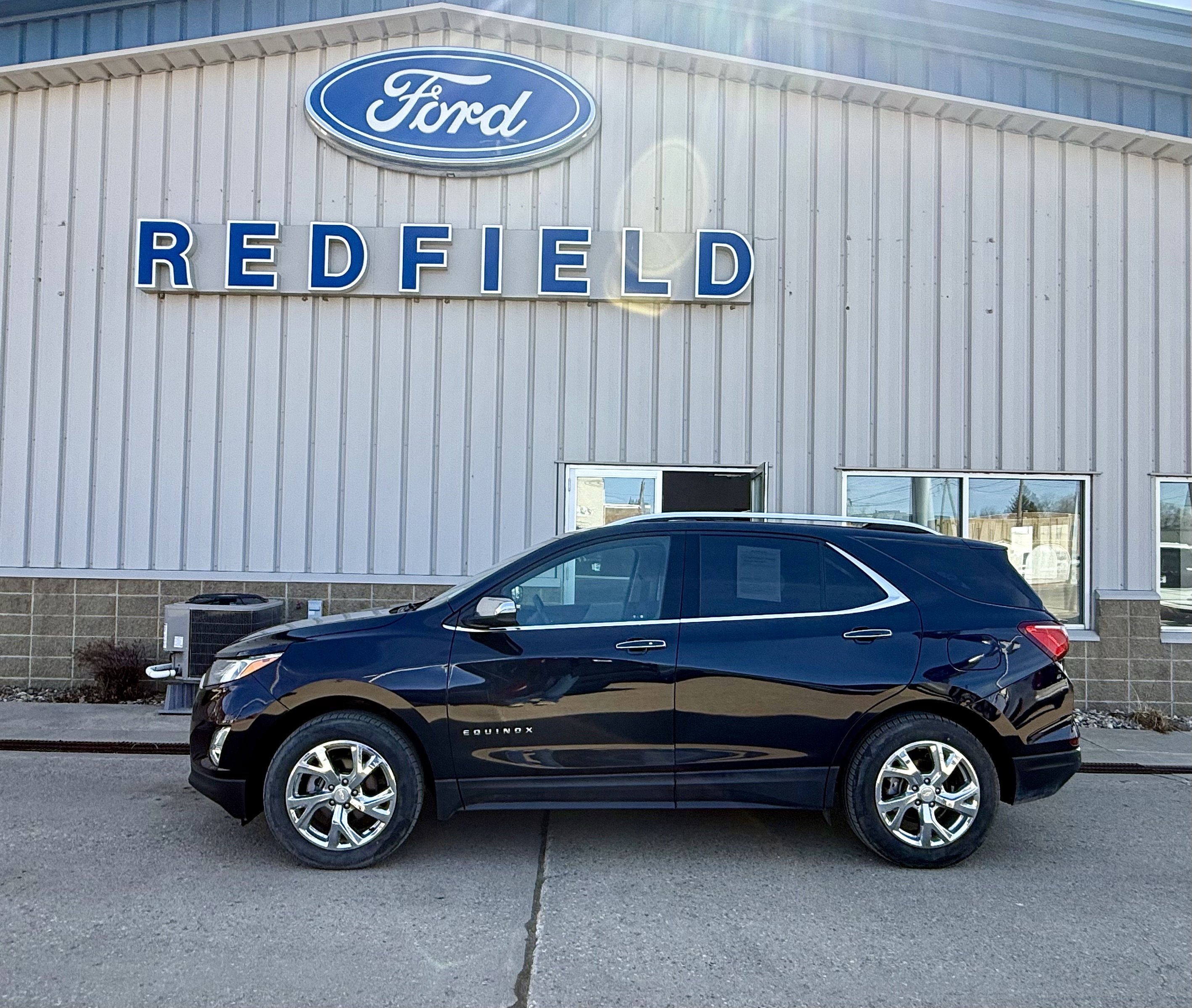 Used 2021 Chevrolet Equinox Premier AWD/4WD image 1