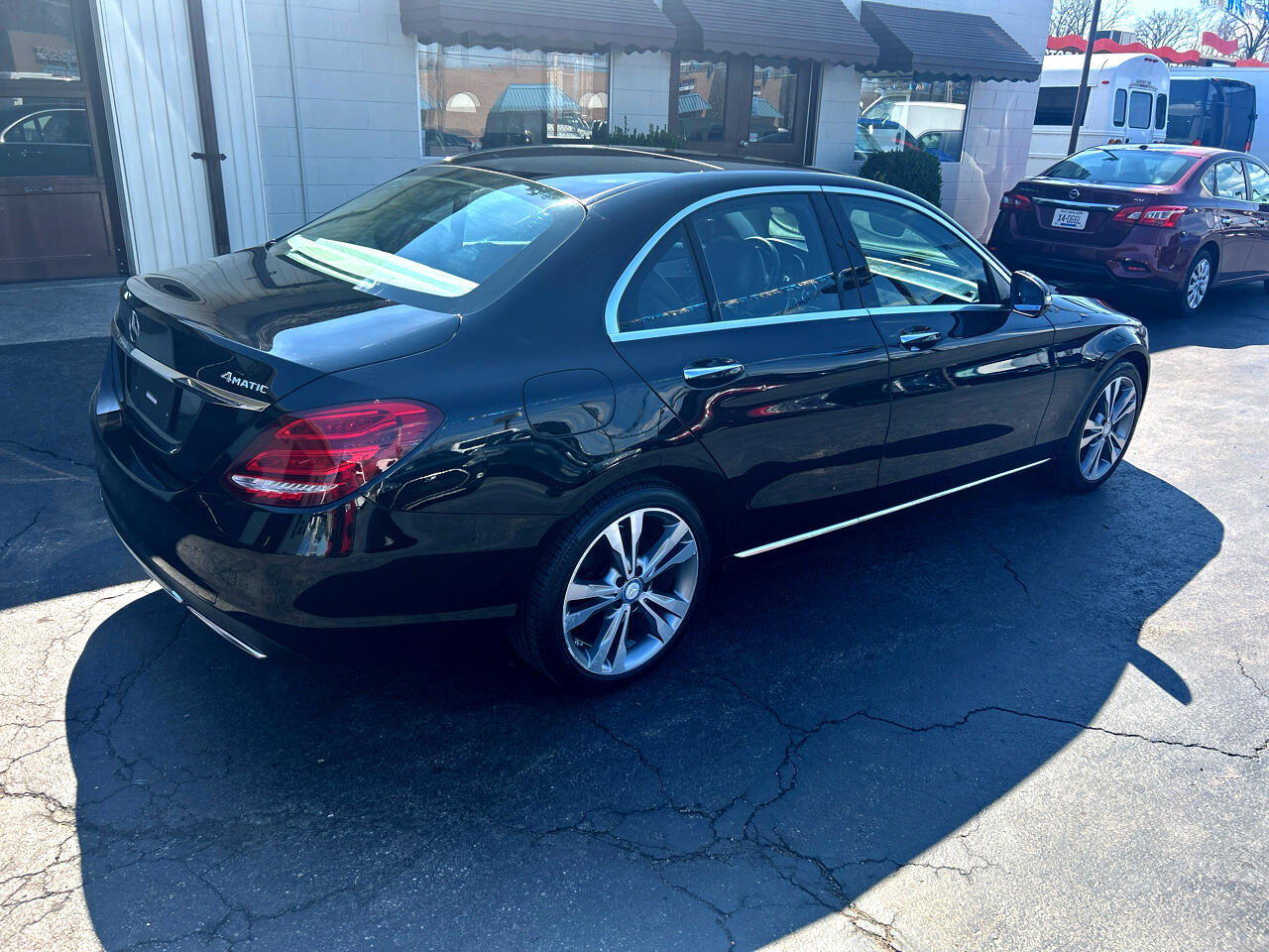 Used 2015 Mercedes-Benz C 300 4MATIC Sedan image 5