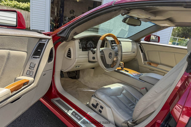 Used 2005 Cadillac XLR RWD image 47