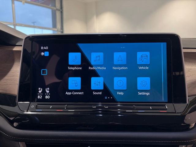 Used 2025 Volkswagen Atlas SE image 9