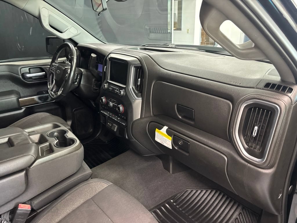 Used 2019 Chevrolet Silverado 1500 RST w/ All-Star Edition AWD/4WD image 13