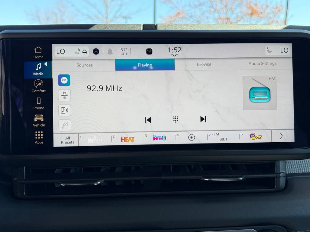 Certified 2025 Jeep Wrangler Unlimited Sahara image 24