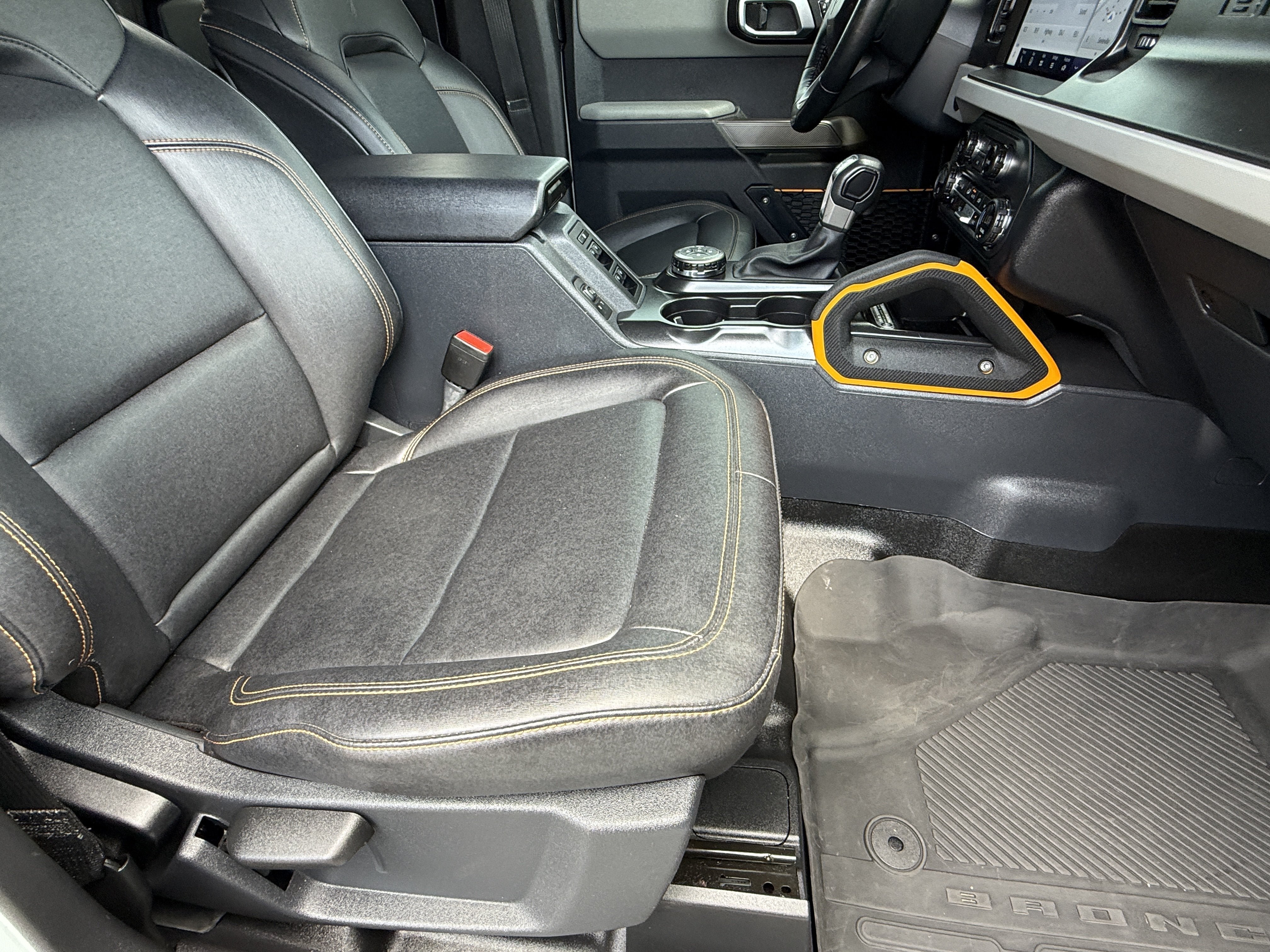 Used 2023 Ford Bronco Badlands AWD/4WD image 14