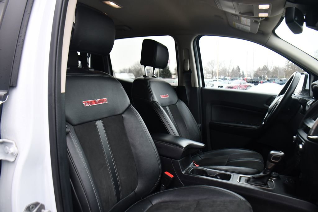 Used 2023 Ford Ranger Lariat w/ Tremor Off-Road Package image 15