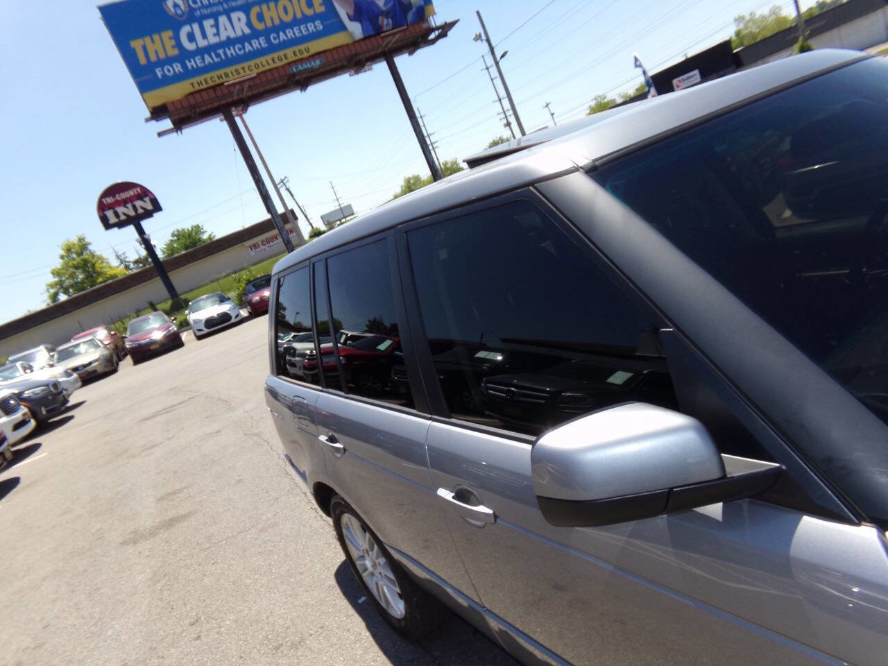 Used 2012 Land Rover Range Rover HSE image 39