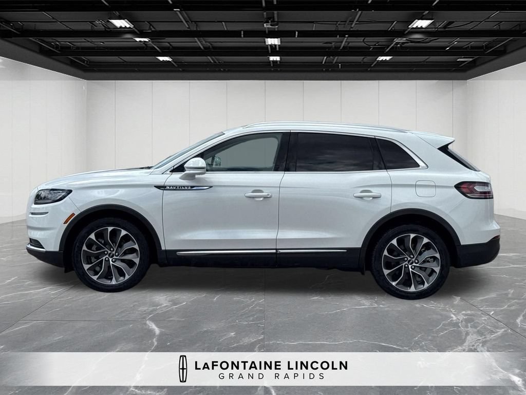 Certified 2023 Lincoln Nautilus Reserve w/ Class II Trailer Tow Package AWD/4WD image 2