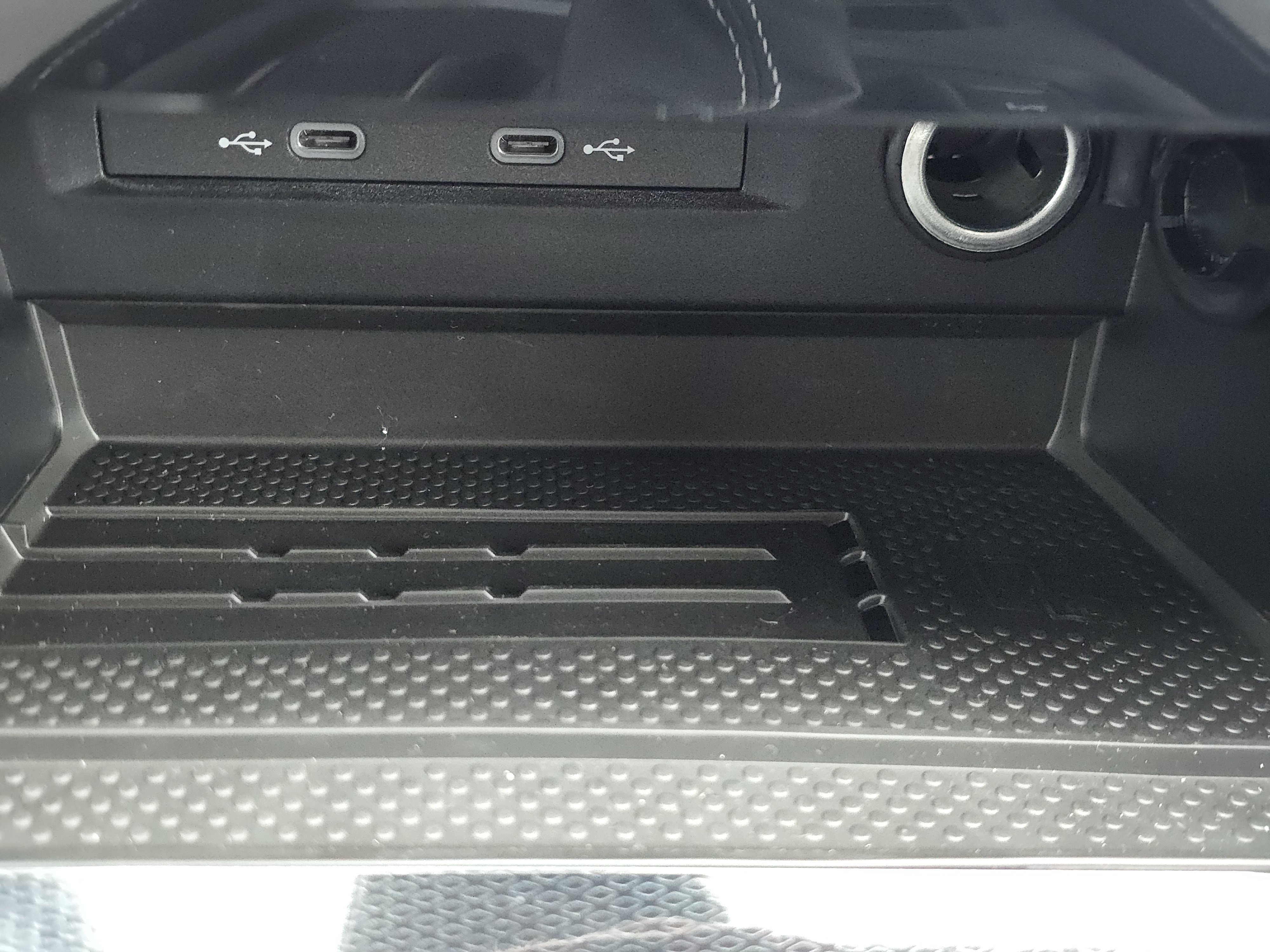 New 2027 Volkswagen Taos SE FWD image 12