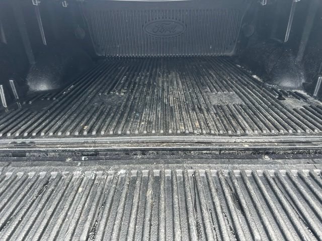 Used 2016 Ford F150 XLT w/ Equipment Group 302A Luxury AWD/4WD image 6
