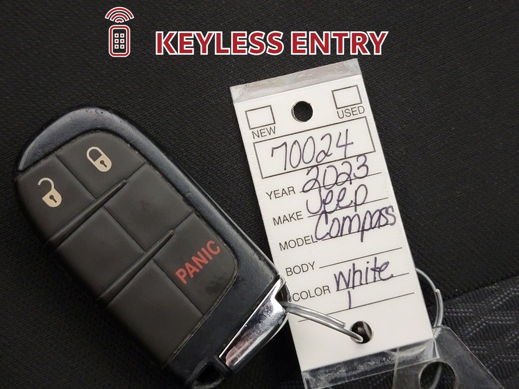 Used 2023 Jeep Compass Sport AWD/4WD image 28