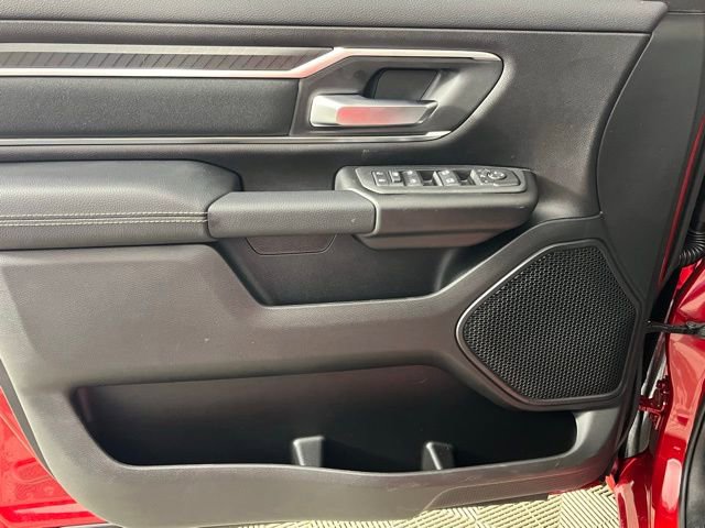 New 2026 RAM 1500 4x4 Crew Cab image 24