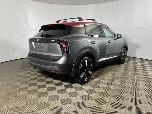Used 2025 Nissan Kicks SR w/ SR Premium Package AWD/4WD image 5