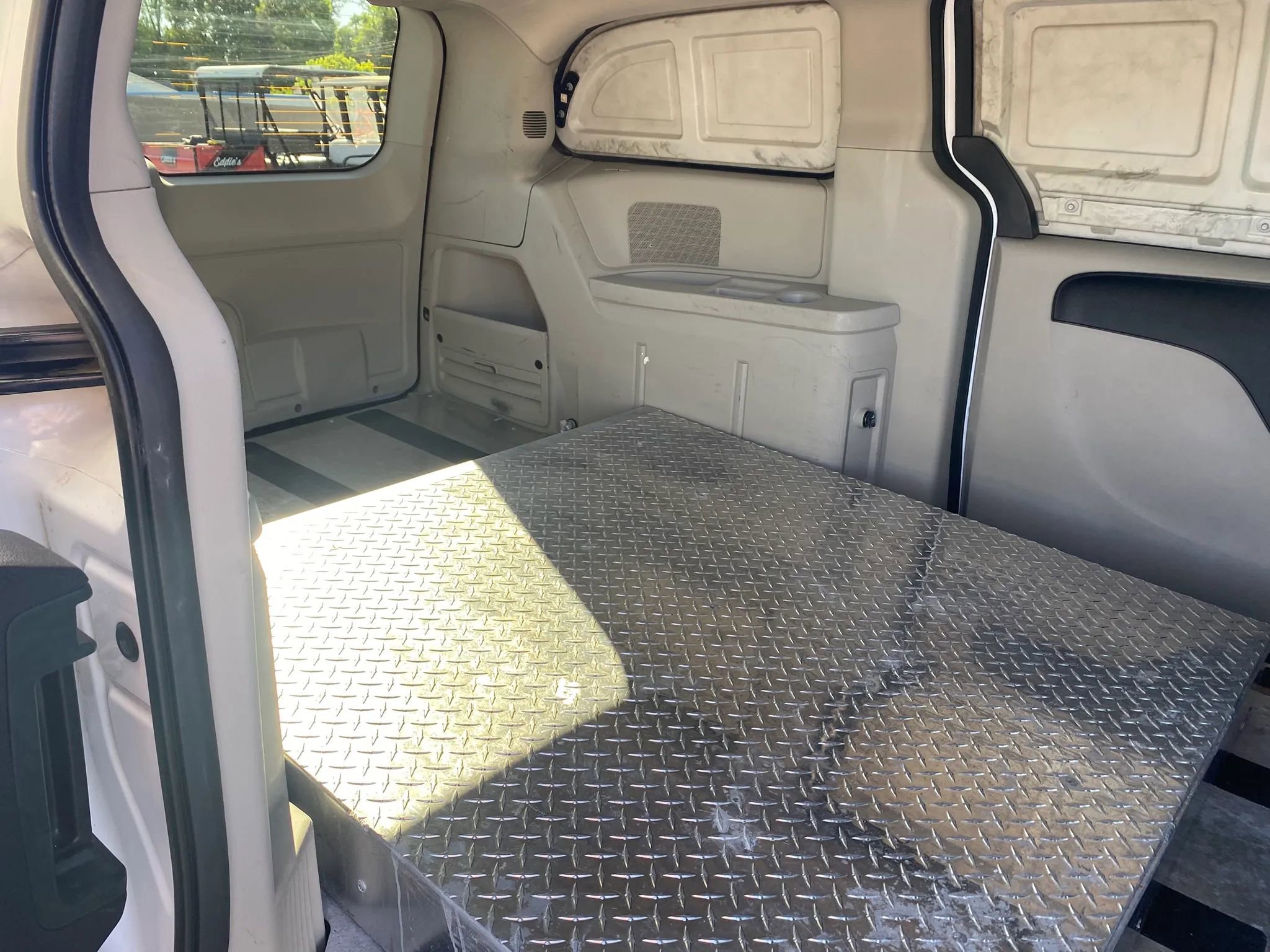 Used 2014 RAM C/V Tradesman FWD image 24