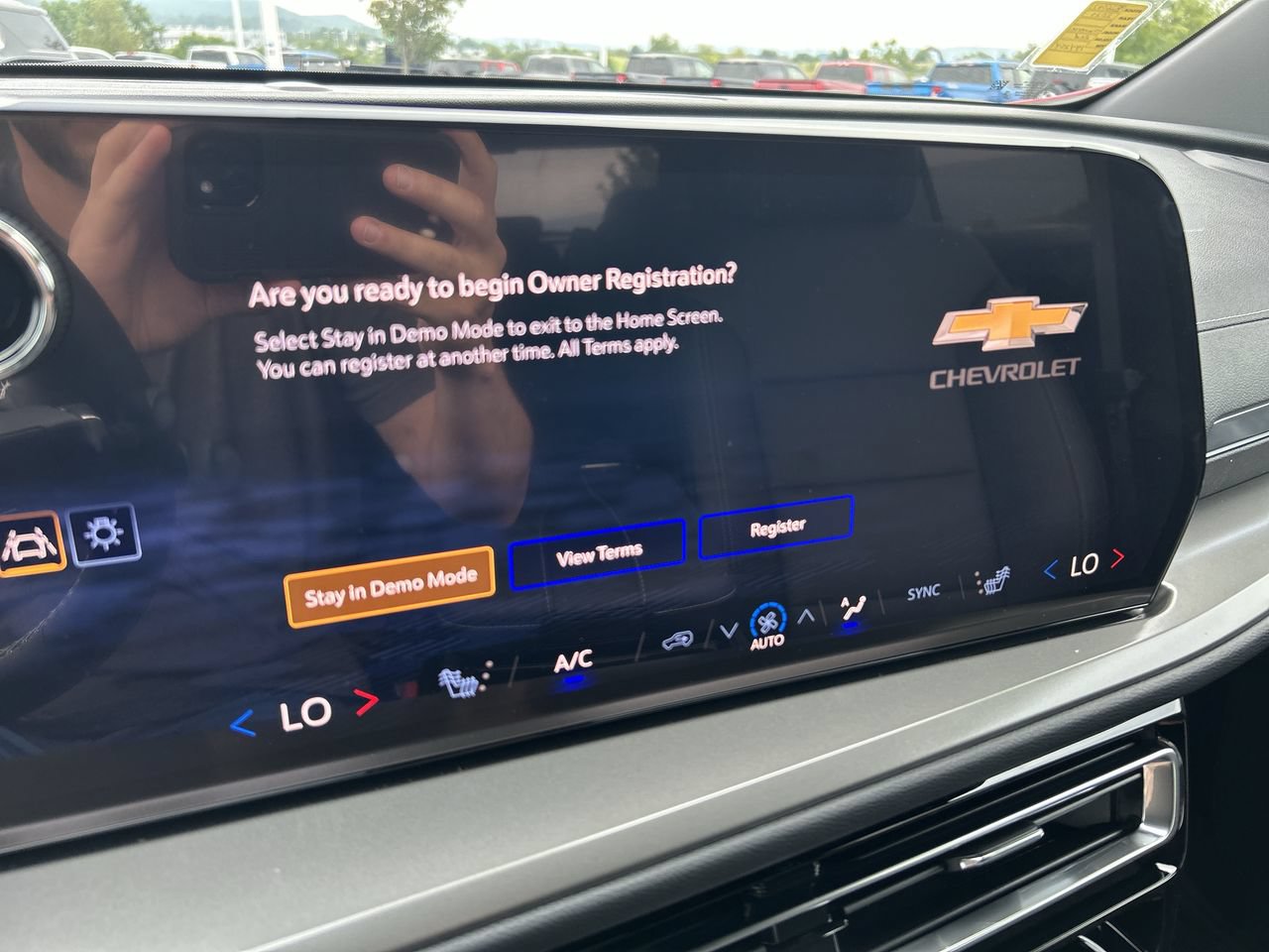 New 2027 Chevrolet Traverse LT w/ Driver Confidence Package AWD/4WD image 27