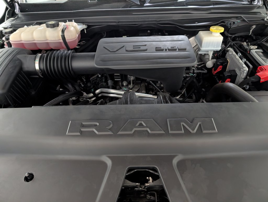 Used 2023 RAM 1500 Big Horn AWD/4WD image 30